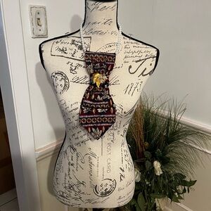 Ladies Elegant Red and Gold Necktie Necklace